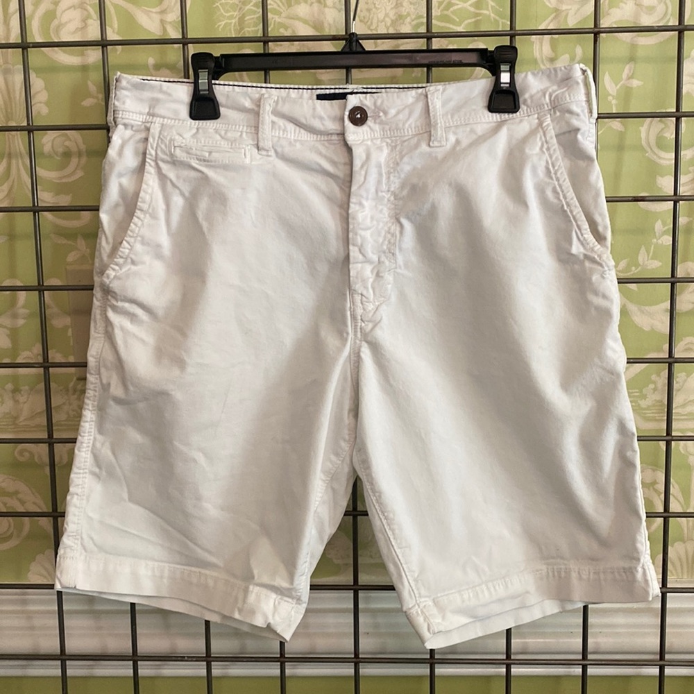 American Eagle shorts*
